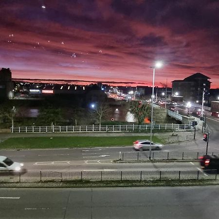 Entire Two Bedrooms Flat With Nice View H2 Great Yarmouth Exteriér fotografie